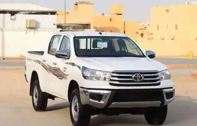 تويوتا · هايلكس 2024 للبيع في الرياض — ممشى 0 كم