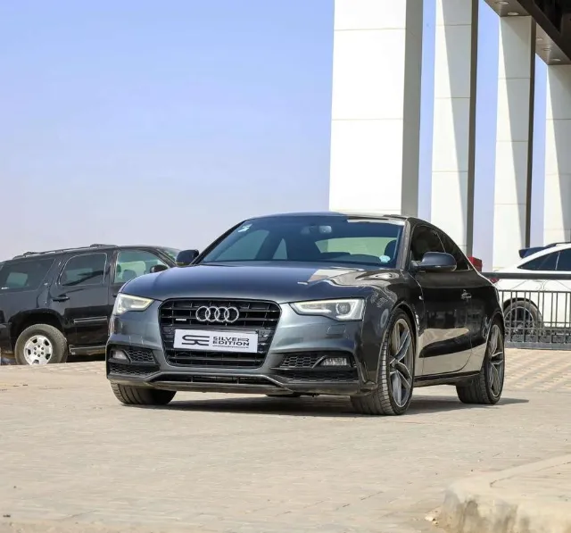 أودي · اي 5 2016 للبيع في الرياض — ممشى 210,000 كم