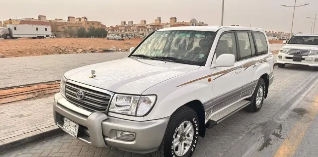 تويوتا · لاندكروزر 2003 للبيع في الرياض