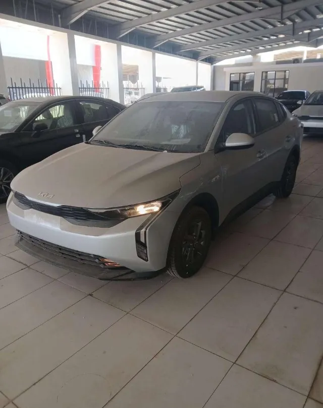 كيا · كي 3 STANDARD 2025 للبيع في الرياض