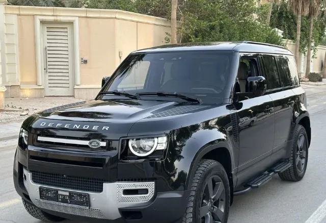 لاند روفر · ديفندر 2024 للبيع في الرياض — ممشى 67,000 كم