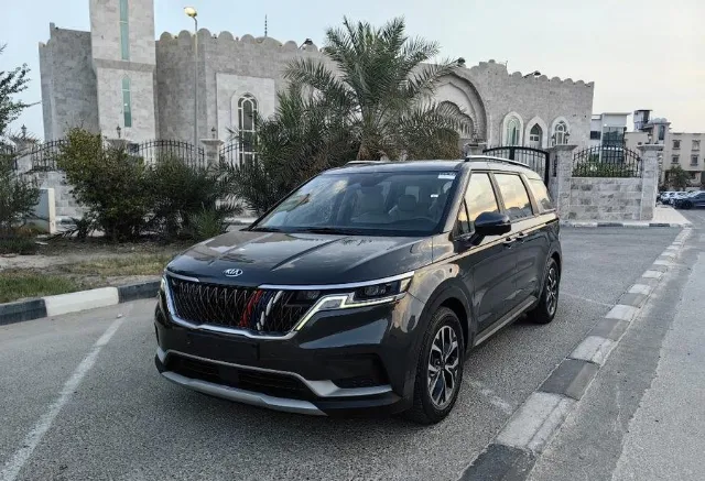 كيا · كرنفال 2021 للبيع في جدة — ممشى 108,000 كم
