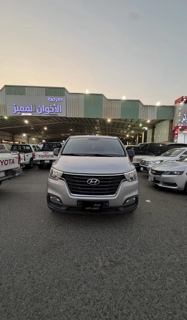 هيونداي · اتش ون 2021 للبيع في جدة — ممشى 147,000 كم