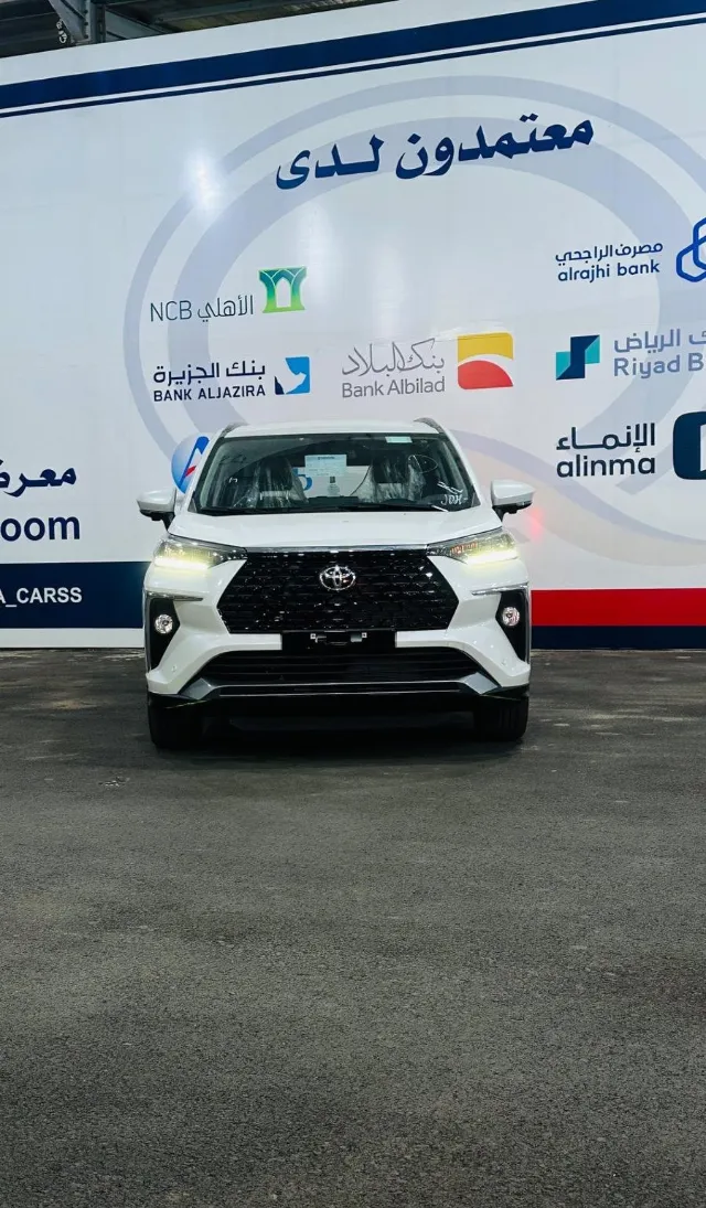 تويوتا · فيلوز 2025 للبيع في المدينة المنورة — ممشى 19 كم