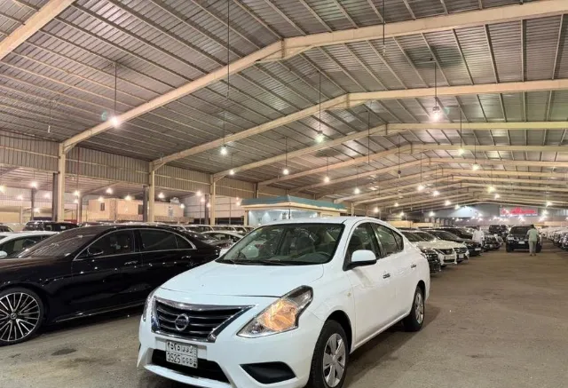 نيسان صني 2019 للبيع في جدة — ممشى 115,000 كم