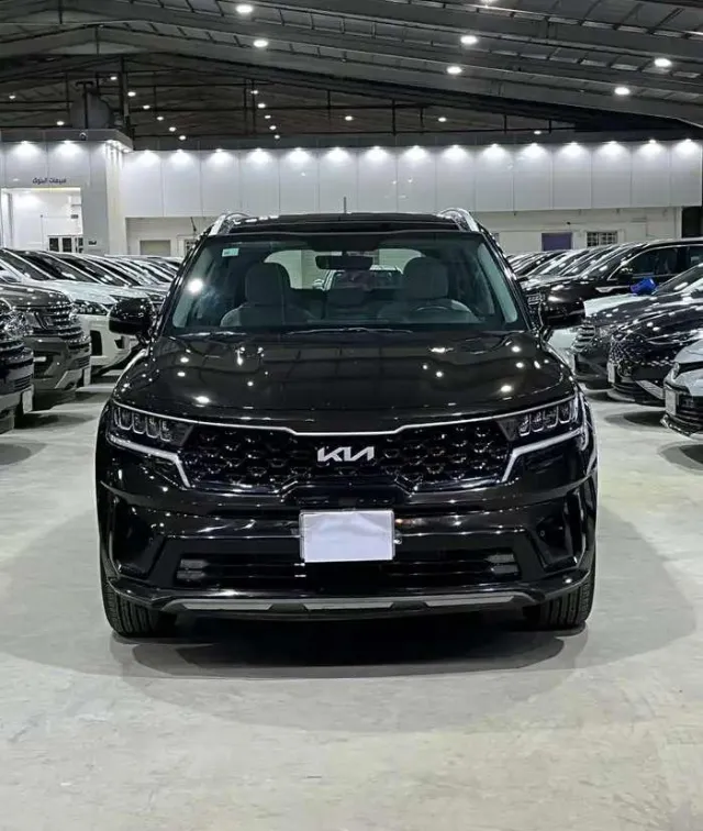 كيا · سورنتو 2022 للبيع في الرياض — ممشى 136,000 كم