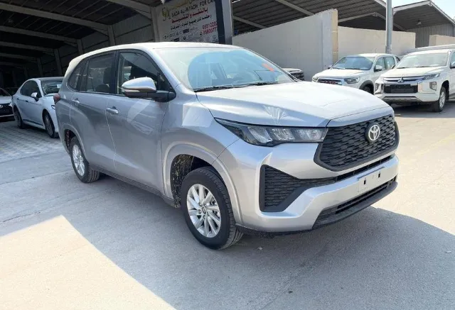 تويوتا · إنوفا STANDARD 2026 للبيع في الرياض