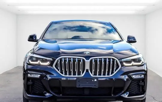 بي ام دبليو · اكس 6 2021 للبيع في الرياض — ممشى 33,500 كم