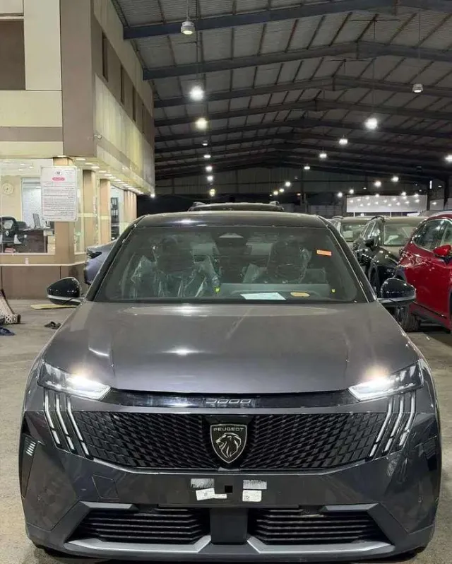 بيجو · 3008 2026 للتنازل في جدة — ممشى 215 كم