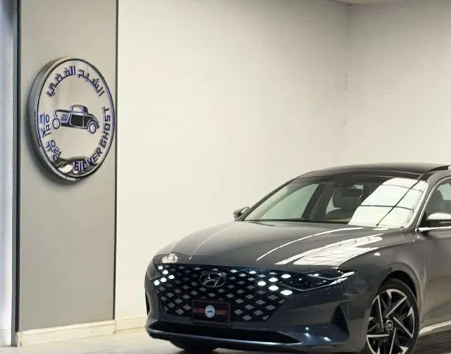 هيونداي · ازيرا 2023 للبيع في الرياض — ممشى 152,000 كم