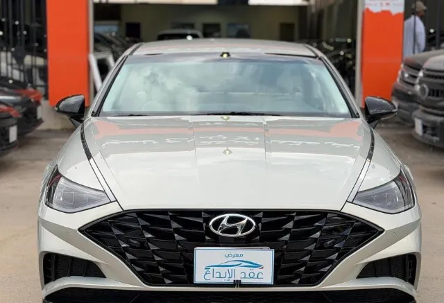 هيونداي · سوناتا 2023 للبيع في الرياض — ممشى 112,000 كم