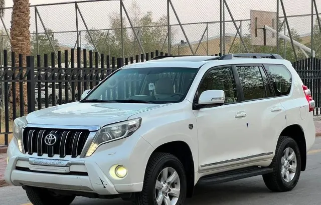تويوتا · برادو 2015 للبيع في الرياض — ممشى 197,000 كم