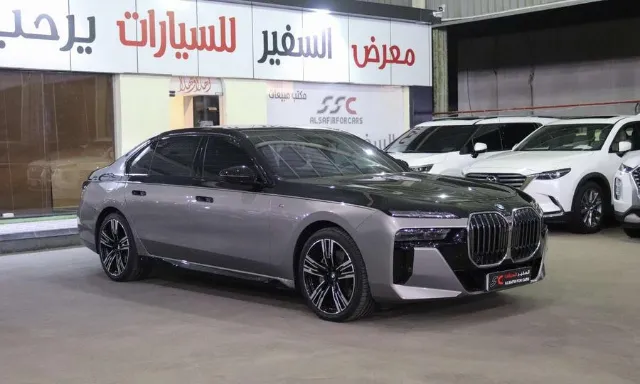 بي ام دبليو · الفئة السابعة 2024 للبيع في جدة — ممشى 61,000 كم