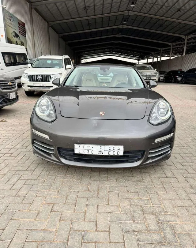 بورش · باناميرا 2014 للبيع في الرياض — ممشى 230,000 كم