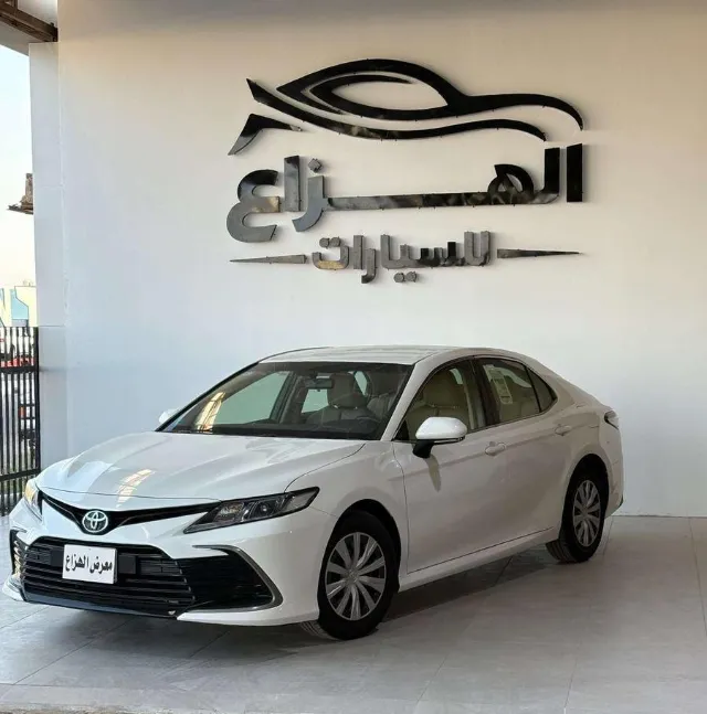 تويوتا كامري STANDARD 2022 للبيع في الرس — ممشى 15,000 كم