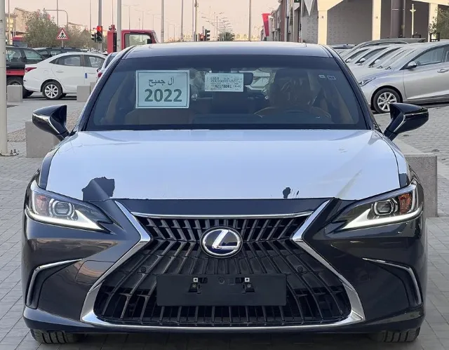 لكزس · اي اس 2022 للبيع في الرياض