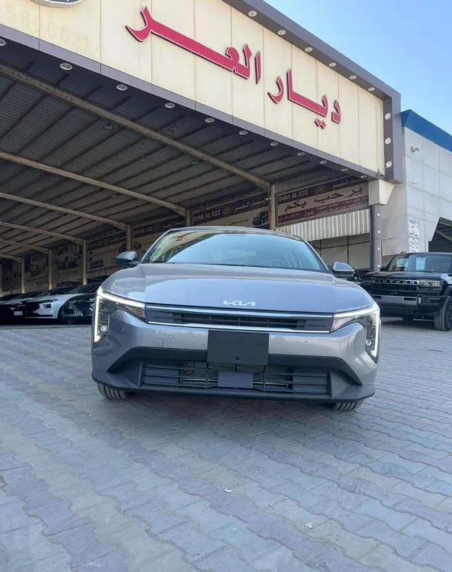 كيا · كي 4 STANDARD 2026 للبيع في الرياض — ممشى 1 كم