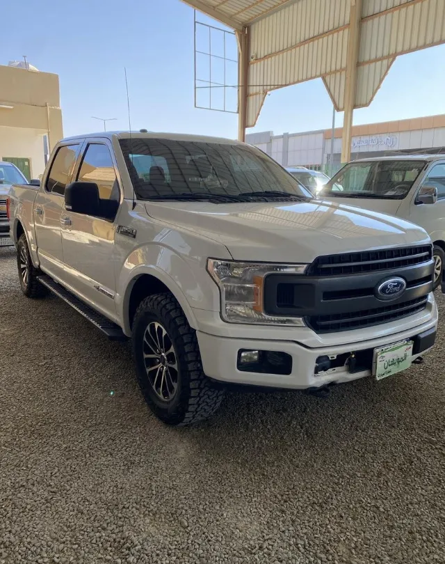 فورد اف 150 2020 للبيع في بريدة — ممشى 141,000 كم