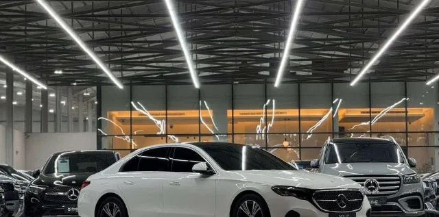 مرسيدس بنز · اي كلاس 2024 للبيع في الرياض — ممشى 15,000 كم