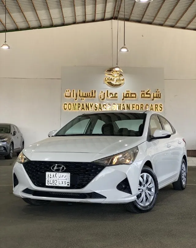 هيونداي اكسنت 2021 للبيع في أبها — ممشى 65,000 كم