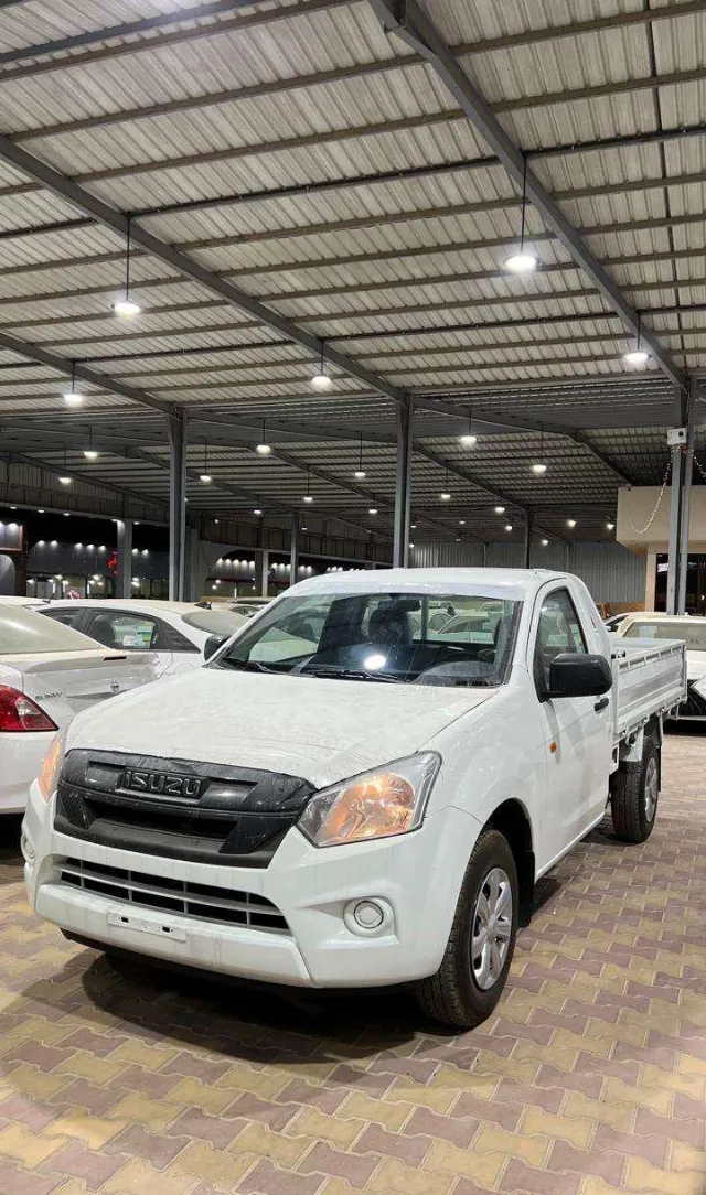 ايسوزو · دي ماكس 2026 للبيع في بريدة