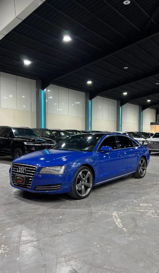 أودي اي 8 2014 للبيع في الرياض — ممشى 229,000 كم