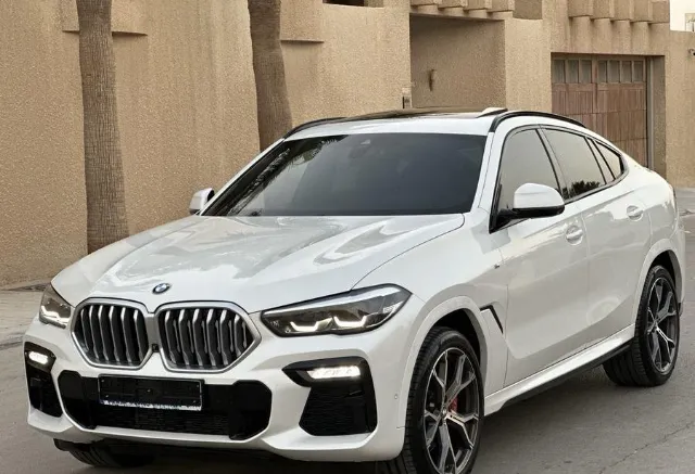 بي ام دبليو اكس 6 2022 للبيع في الرياض — ممشى 35,000 كم