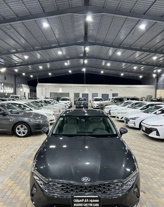 كيا · كي 5 STANDARD 2021 للبيع في الرياض — ممشى 197,000 كم