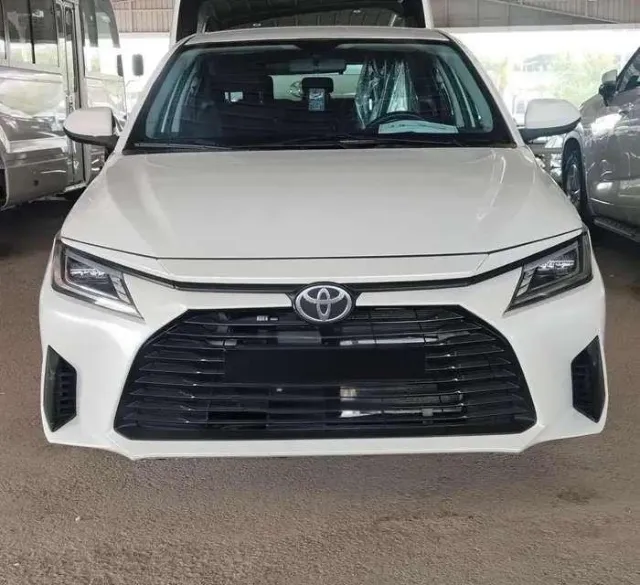 تويوتا · يارس STANDARD 2024 للبيع في الرياض — ممشى 63,910 كم