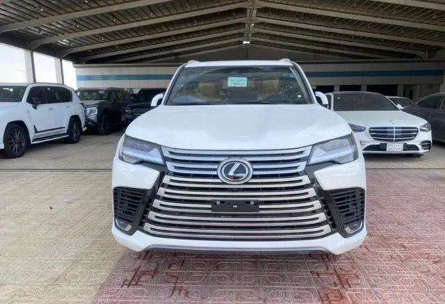 لكزس · ال اكس 600 2026 للبيع في الرياض — ممشى 360 كم