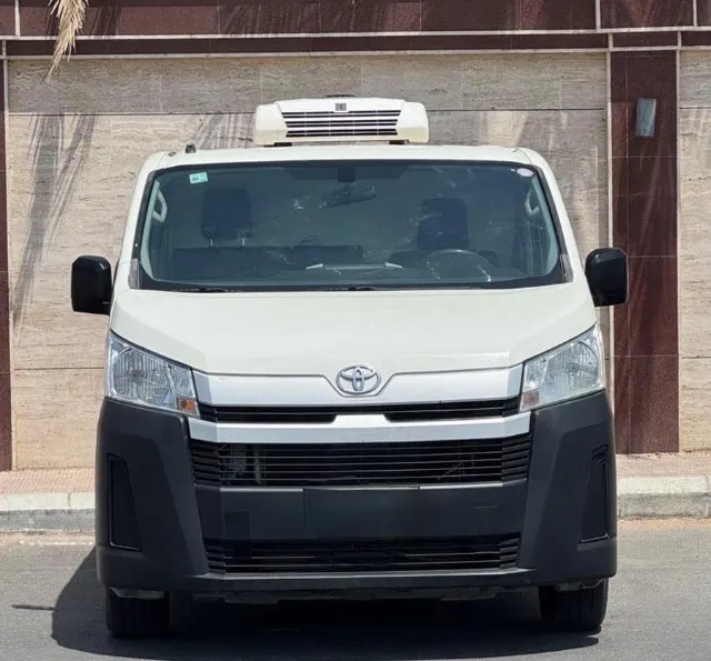 تويوتا هايس 2021 للبيع في جدة — ممشى 307,000 كم