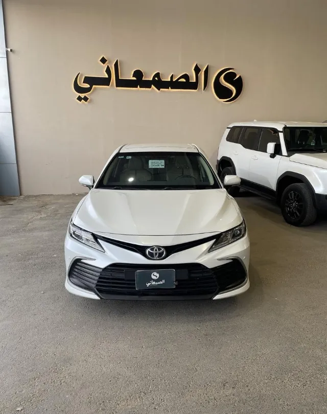 تويوتا كامري 2021 للبيع في بريدة — ممشى 187,000 كم