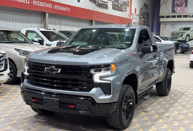 شيفروليه · سيلفرادو 2025 للبيع في الرياض — ممشى 28,000 كم