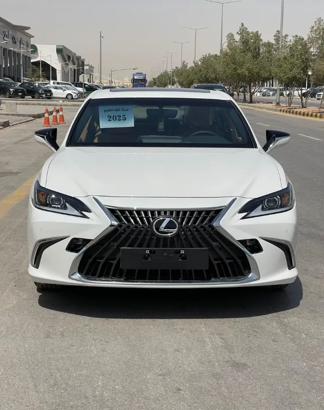 لكزس · اي اس 350 STANDARD 2025 للبيع في الرياض — ممشى 0 كم