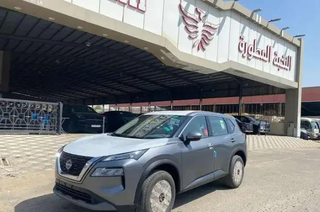 نيسان · اكس تريل STANDARD 2025 للتنازل في جدة