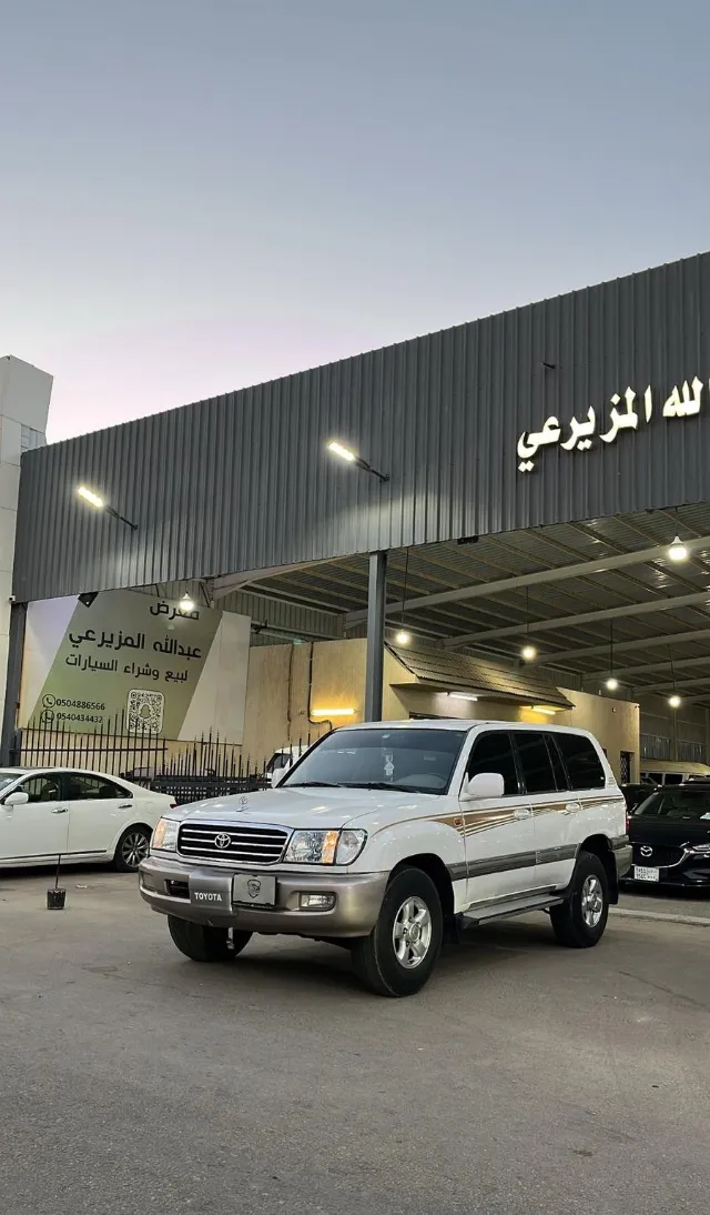 تويوتا · لاندكروزر 70 2001 للبيع في بريدة — ممشى 447,000 كم