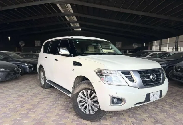 نيسان باترول 2015 للبيع في الرياض — ممشى 356,000 كم