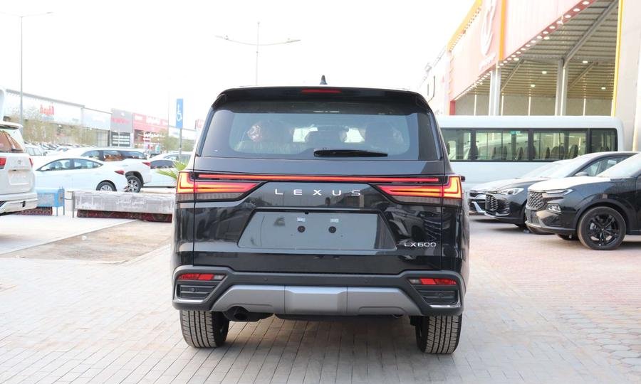 لكزس LX600 BB فل كامل سعودي 2026 جميع الالوان تسليم فوري