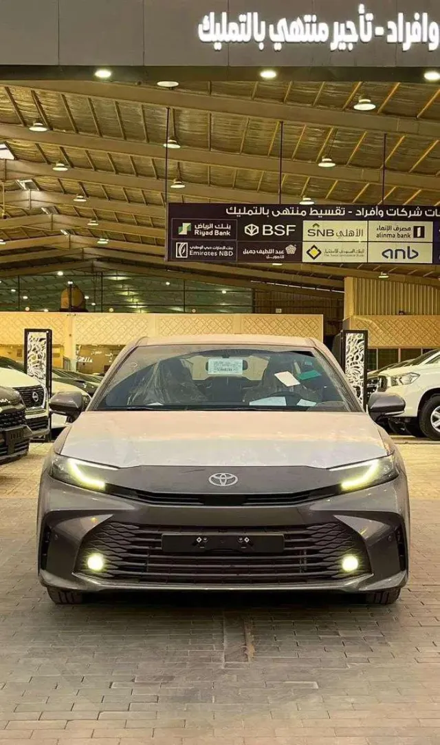 تويوتا كامري STANDARD 2026 للبيع في الرياض