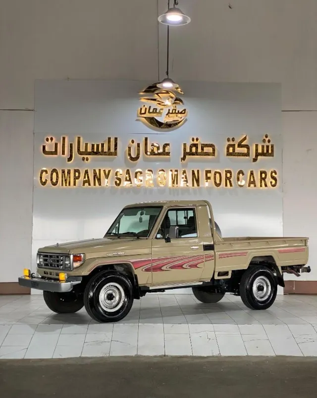 تويوتا · لاندكروزر 70 2006 للبيع في أبها — ممشى 97 كم