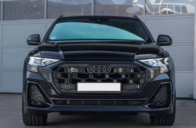 أودي كيو 8 2024 للبيع في الرياض — ممشى 17,000 كم