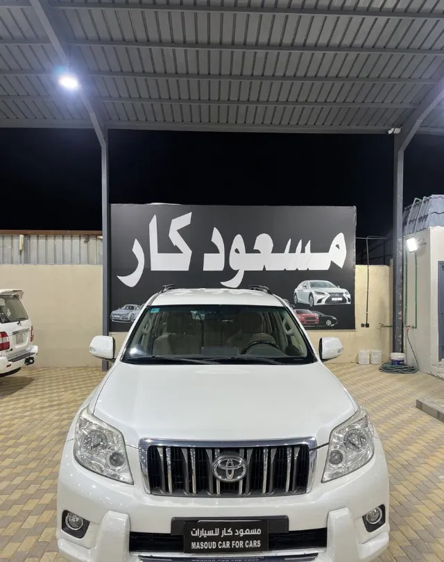 تويوتا · برادو 2012 للبيع في الرياض — ممشى 242,000 كم