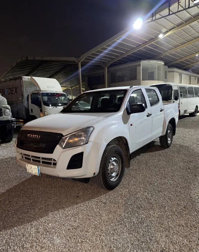 ايسوزو · دي ماكس 2022 للبيع في الرياض — ممشى 237,000 كم