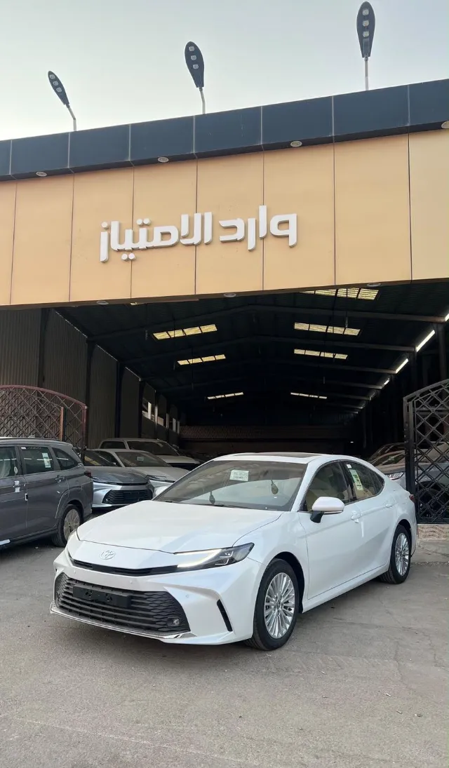 تويوتا · كامري 2026 للبيع في بريدة — ممشى 0 كم