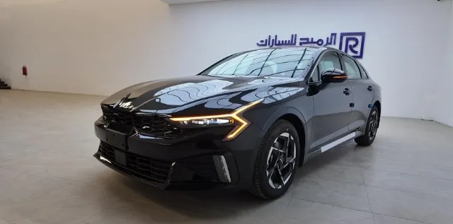 كيا · كي 5 STANDARD 2027 للبيع في عرعر