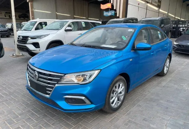 ام جي 5 STANDARD 2025 للبيع في الرياض