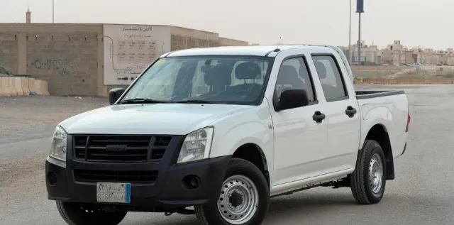 ايسوزو · دي ماكس STANDARD 2012 للبيع في الرياض — ممشى 267,000 كم