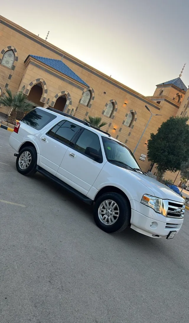 فورد · اكسبديشن 2013 للتنازل في الرياض