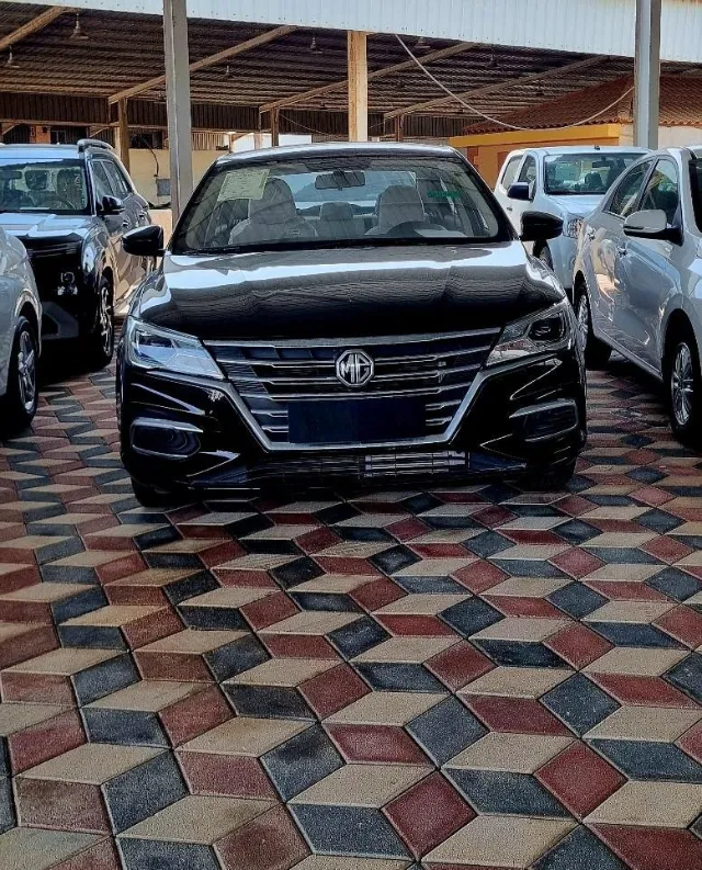 ام جي 5 STANDARD 2025 للبيع في الأحساء — ممشى 0 كم