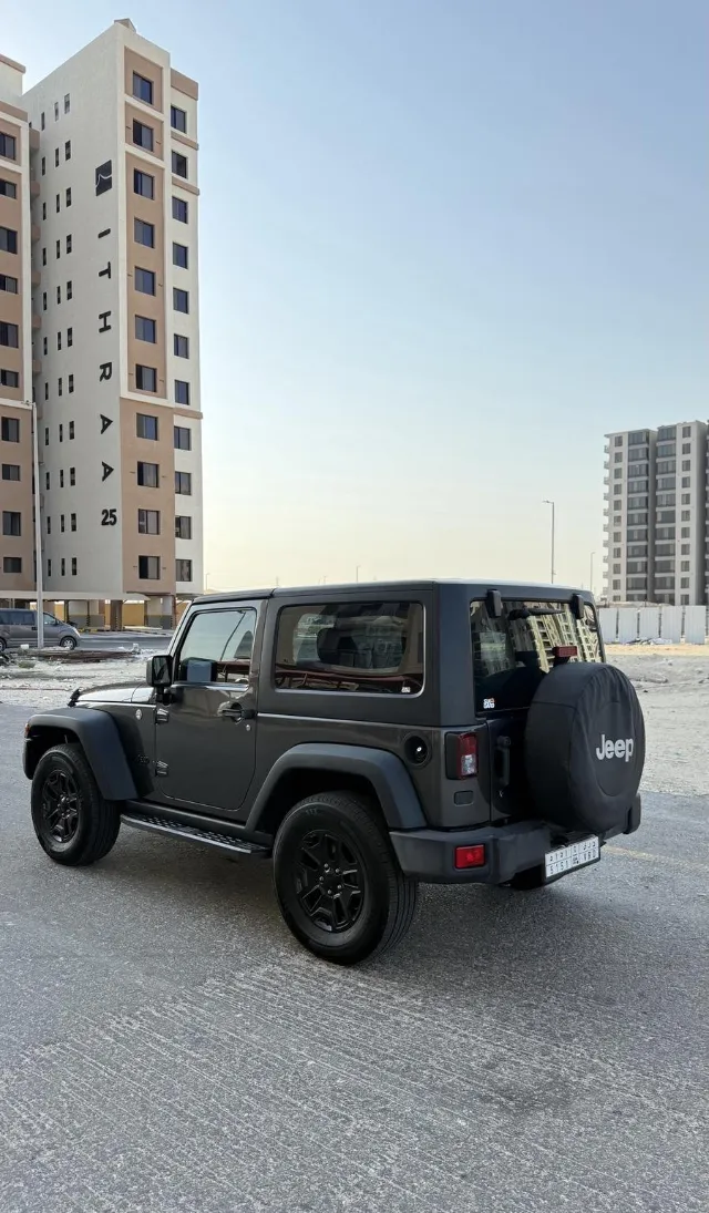 جيب رانجلر 2018 للبيع في الدمام — ممشى 50,000 كم